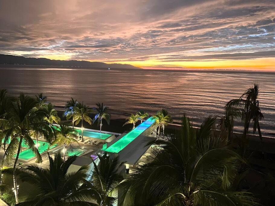Harbor 7010 By Moikkarentals Beachfront 600Mb Wifi Puerto Vallarta Ngoại thất bức ảnh